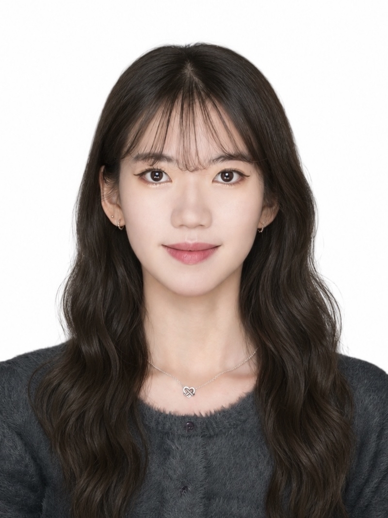 Portrait of Hyeonseo Yu